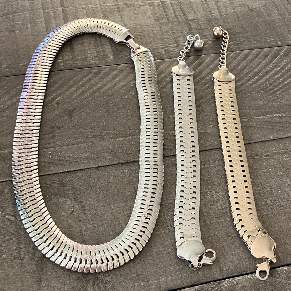 Elegant Silver Necklace and Two Matching Bracelets